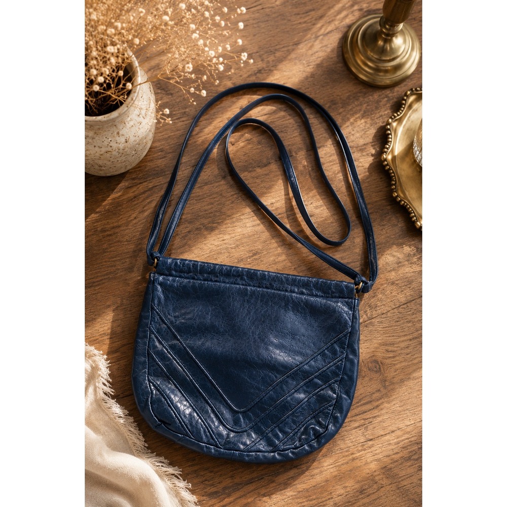 Vintage 80s‎ Leather Crossbody Bag Made In Canada Minimalist Retro Boho Purse